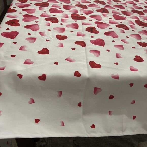 Valentine Hearts Red & Pink Scripted Large Tablecloth 120”x60” - Picture 3 of 4